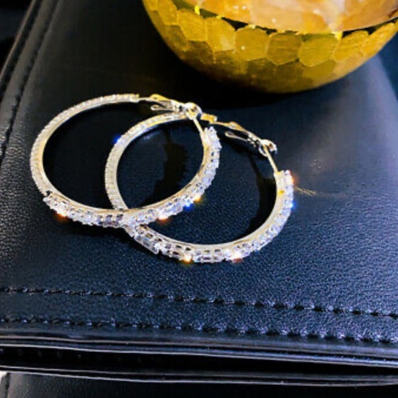 NEW Sterling Silver Beautiful Hoop Earrings - Picture 5 of 14